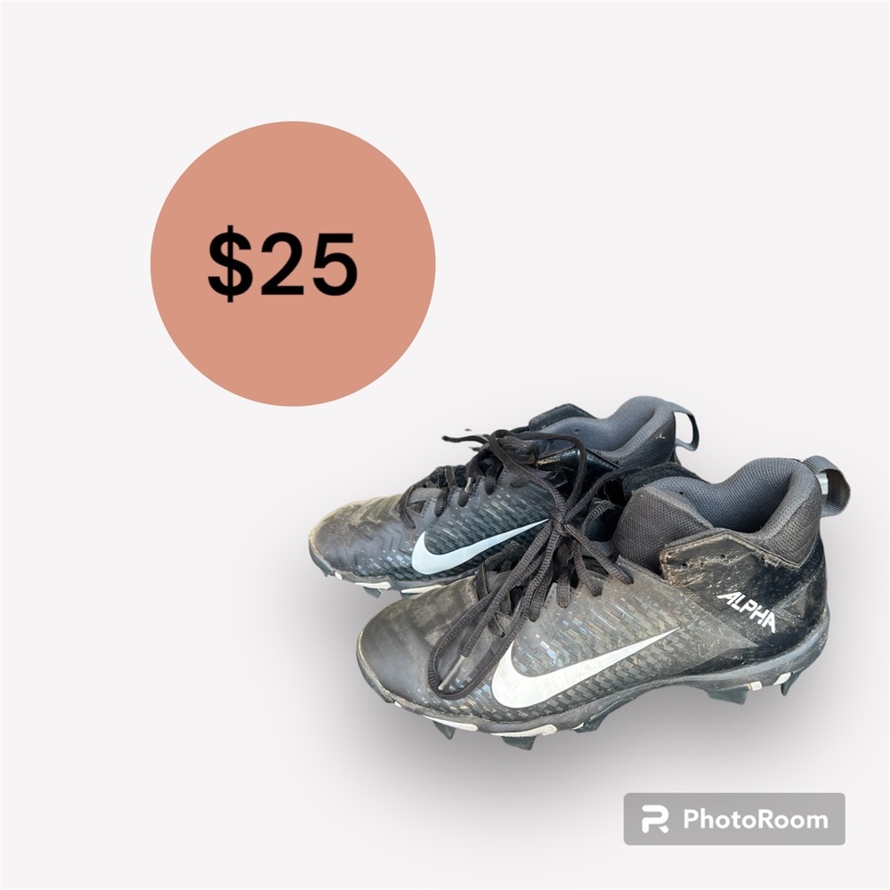 Men’s Nike Alpha Football Cleats